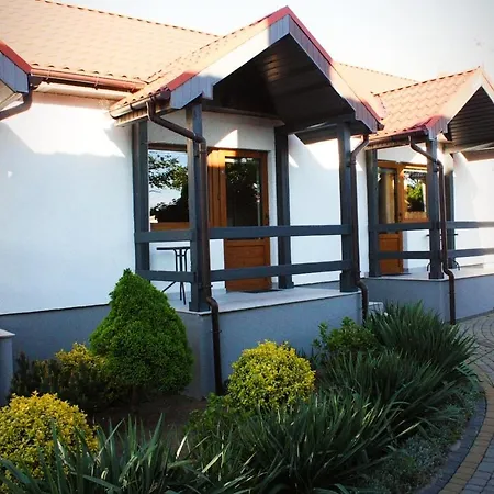 Ostoja Konarzewo Dom wakacyjny *